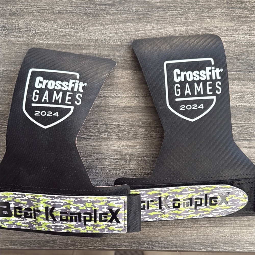 Bear Komplex CrossFit Games 2024 Grips